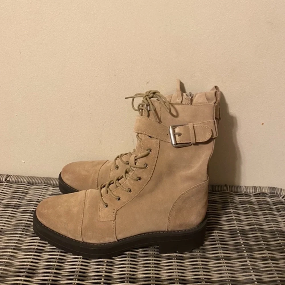 Sam Edelman  junip tan suede lug sole combat boots - Picture 3 of 8
